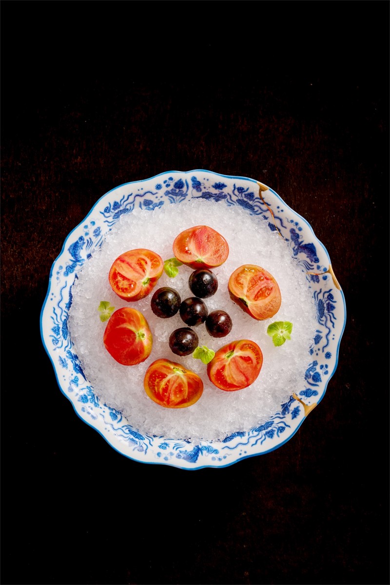 Iced Ili Fruit Tomatoes