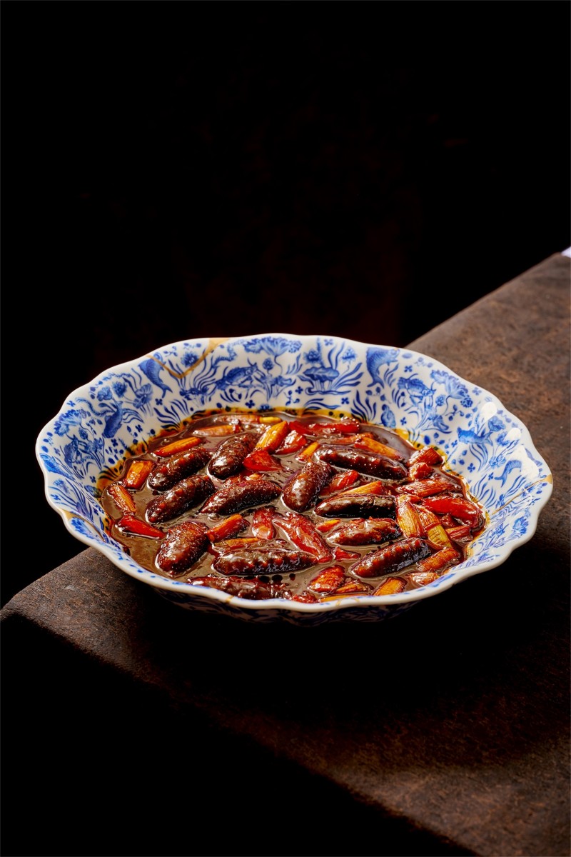 Scallion braised Liaoshen beef tendon