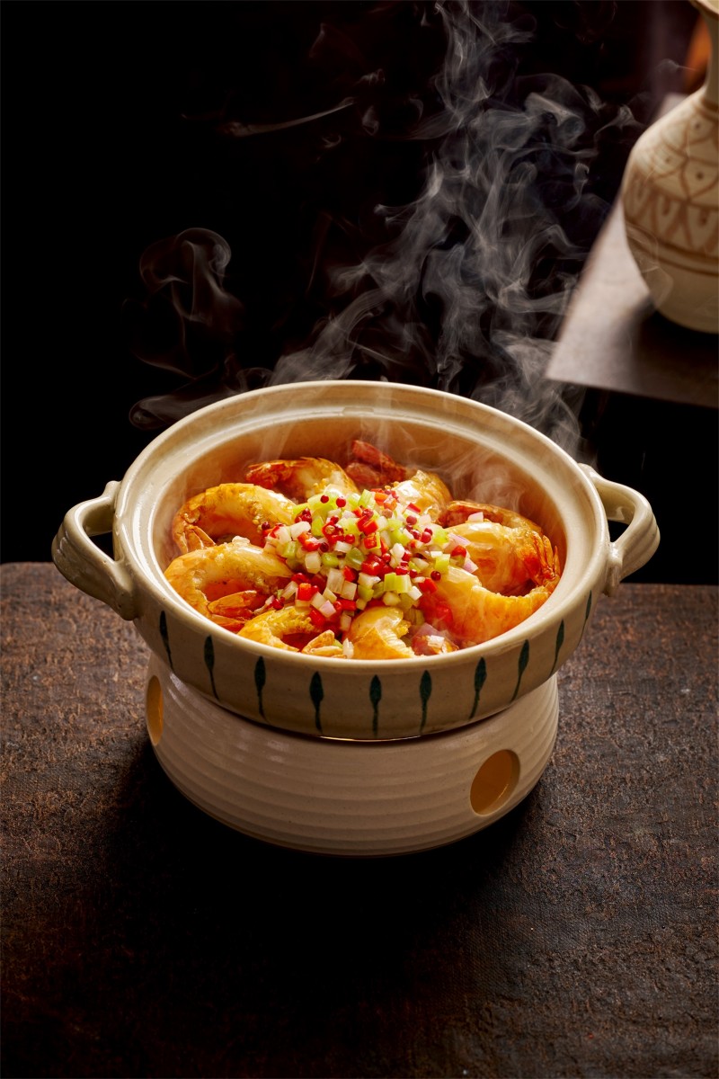 Red pepper baked Roche shrimp