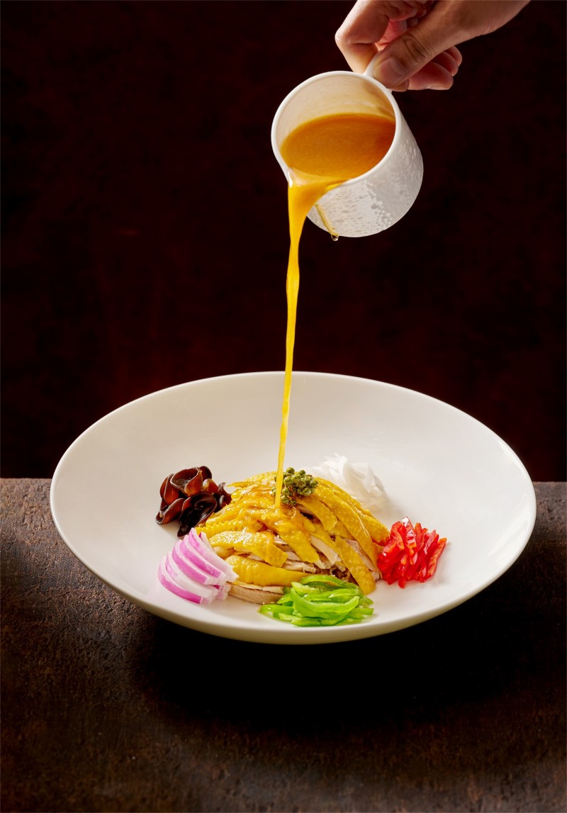 Spiced chicken with chili sauce