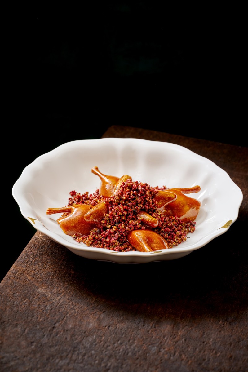 Shaanxi red robed Roast squab