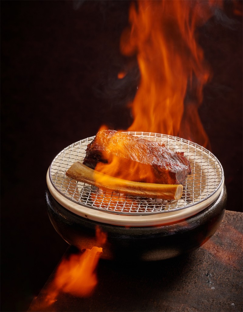 Charcoal grilled Angus beef ribs