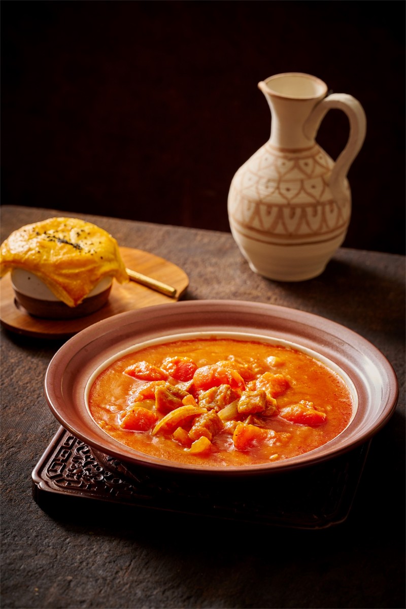Stewed Beef with Tomato Crispy in Türkiye