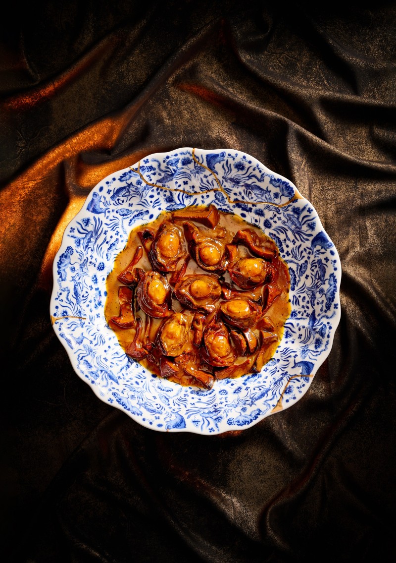 Black truffle roasted boletus with four abalone heads