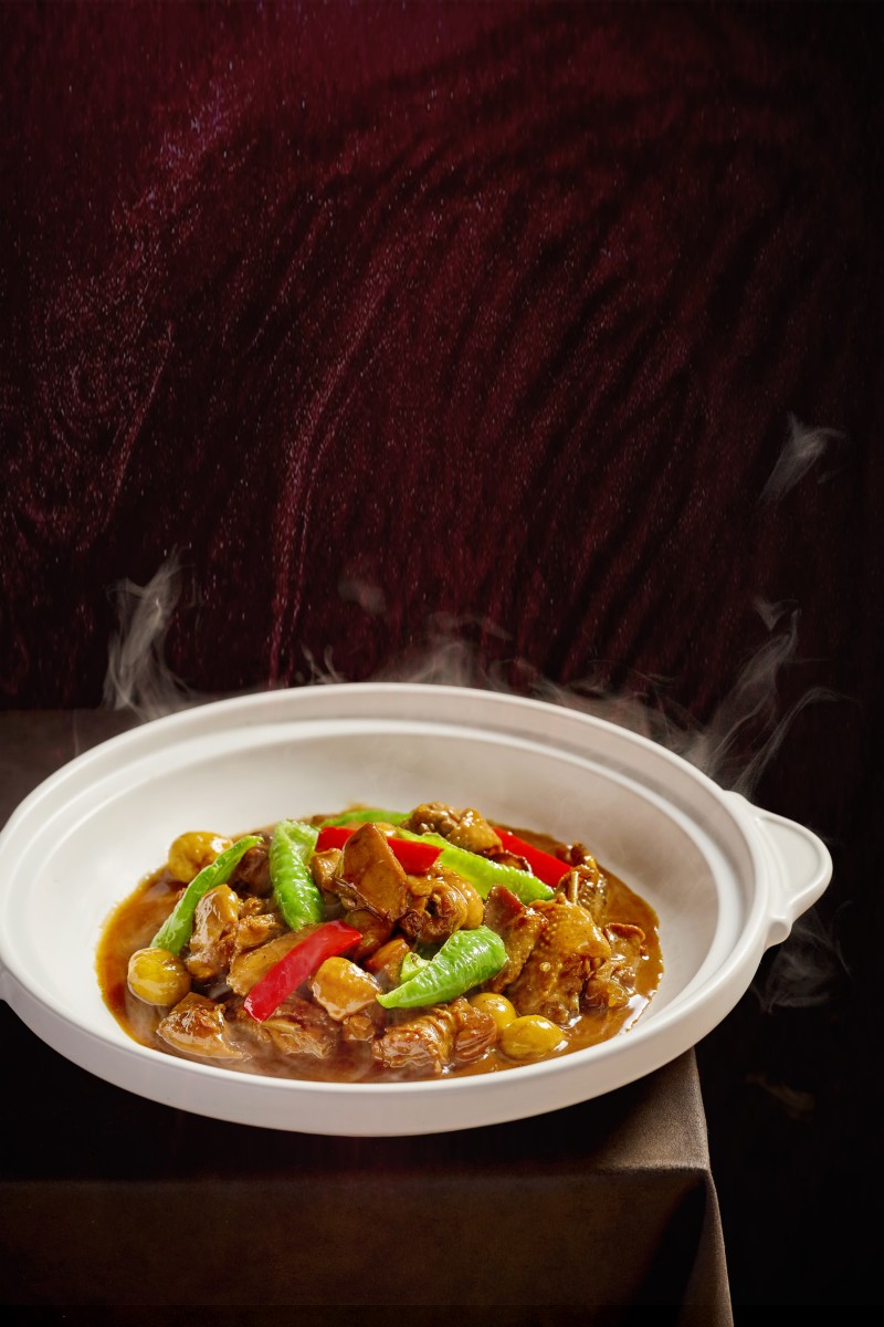 Jingdong Chestnut Stir fried Yimeng Running Chicken